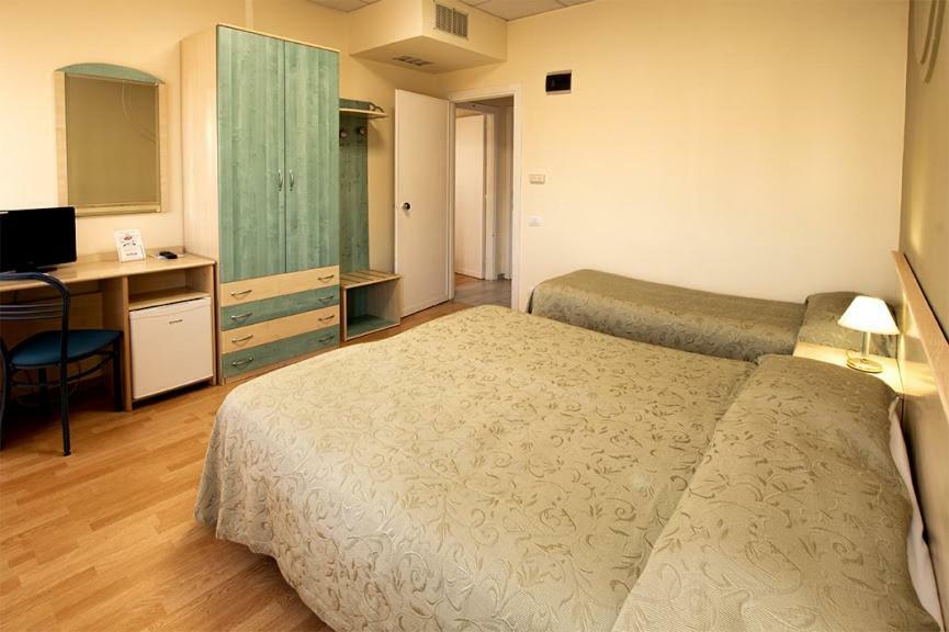 Hotel Scacciapensieri Nettuno Exterior foto