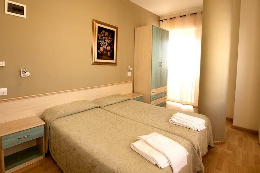 Hotel Scacciapensieri Nettuno Exterior foto