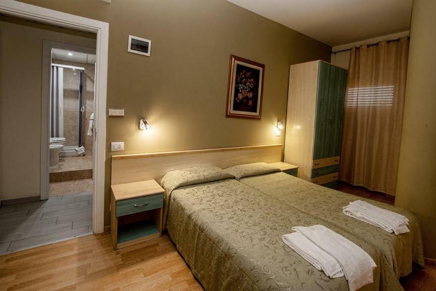 Hotel Scacciapensieri Nettuno Exterior foto